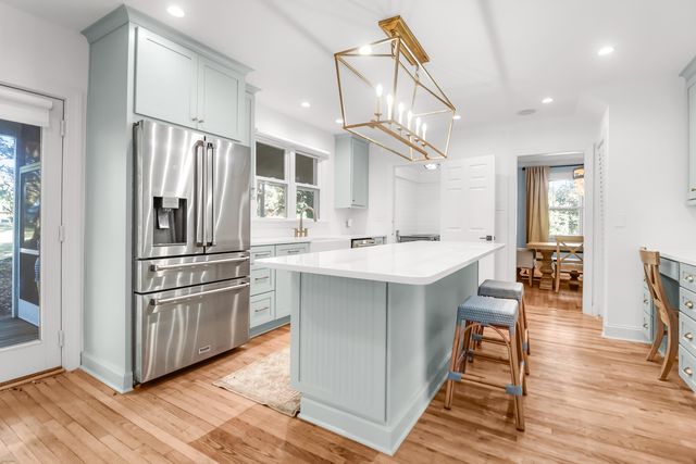 312 Bayview Drive, Mount Pleasant, SC 29464