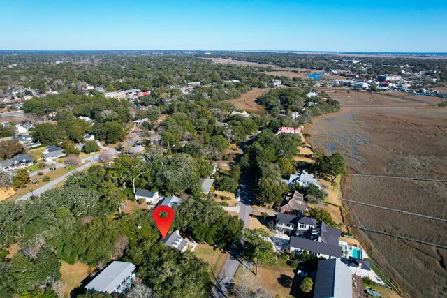 312 Bayview Drive, Mount Pleasant, SC 29464