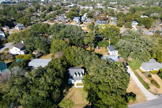 312 Bayview Drive, Mount Pleasant, SC 29464