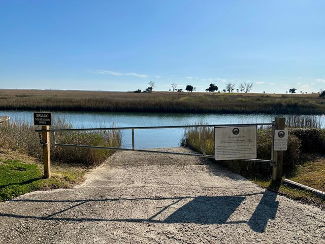 312 Bayview Drive, Mount Pleasant, SC 29464