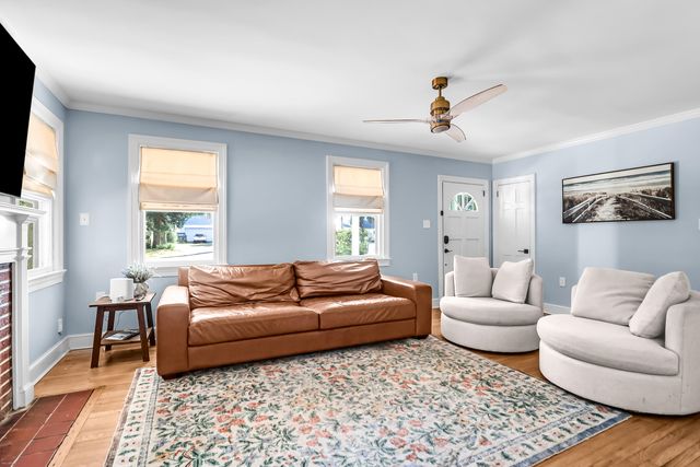 312 Bayview Drive, Mount Pleasant, SC 29464