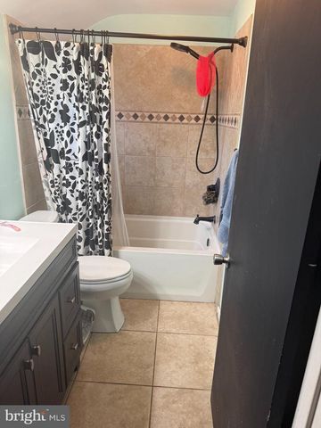 2513 PARK ST, Reading, PA 19606