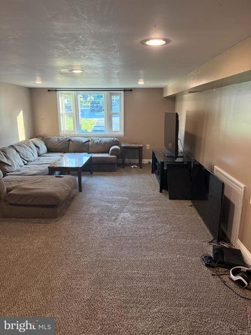 2513 PARK ST, Reading, PA 19606