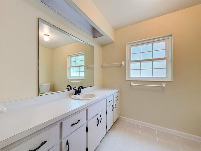 13530 BERKSHIRE COURT, Grand Island, FL 32735