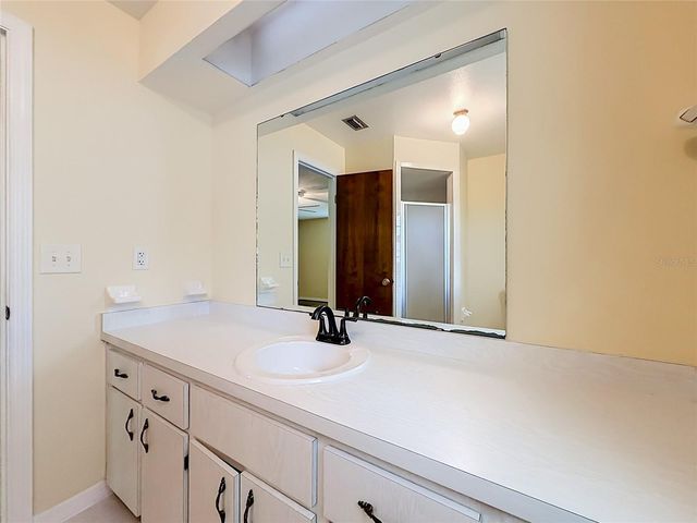 13530 BERKSHIRE COURT, Grand Island, FL 32735