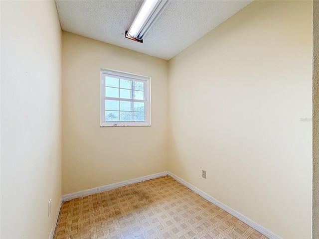 13530 BERKSHIRE COURT, Grand Island, FL 32735