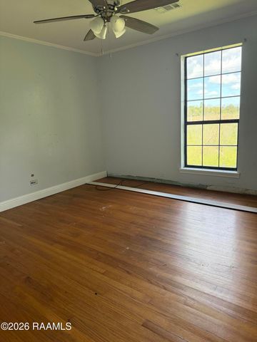 8204 Weeks Island Road, New Iberia, LA 70560