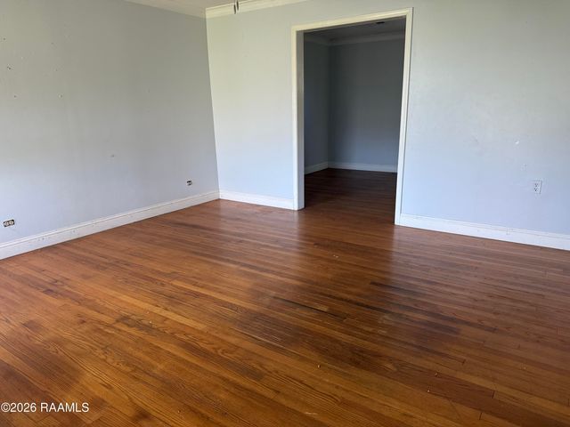 8204 Weeks Island Road, New Iberia, LA 70560