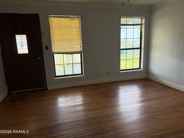 8204 Weeks Island Road, New Iberia, LA 70560