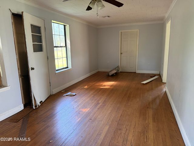 8204 Weeks Island Road, New Iberia, LA 70560