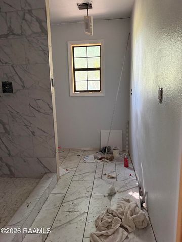 8204 Weeks Island Road, New Iberia, LA 70560