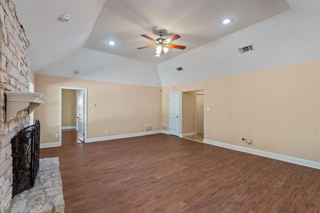 4906 Tannehill LN, Austin, TX 78723