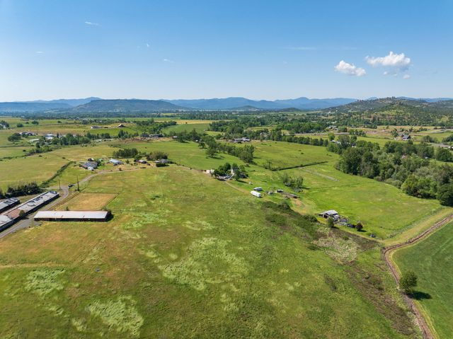 0 E Dutton East Road, Eagle Point, OR 97524