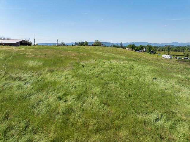 0 E Dutton East Road, Eagle Point, OR 97524