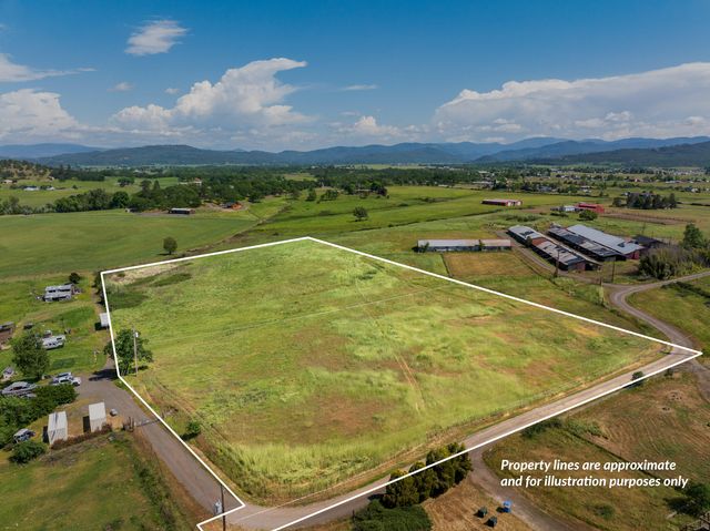 0 E Dutton East Road, Eagle Point, OR 97524