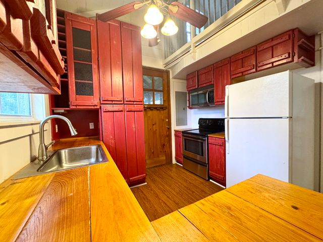 108 N 7Th Street, Santa Rosa Beach, FL 32459