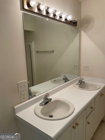 1015 Holly Drive 804, Gainesville, GA 30501