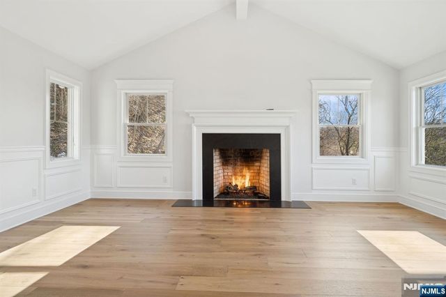 976 Scioto Drive, Franklin Lakes, NJ 07417