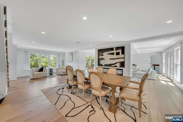 976 Scioto Drive, Franklin Lakes, NJ 07417