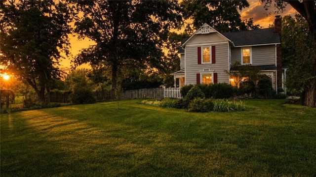16210 E 203rd Street, Peculiar, MO 64078