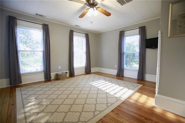 16210 E 203rd Street, Peculiar, MO 64078