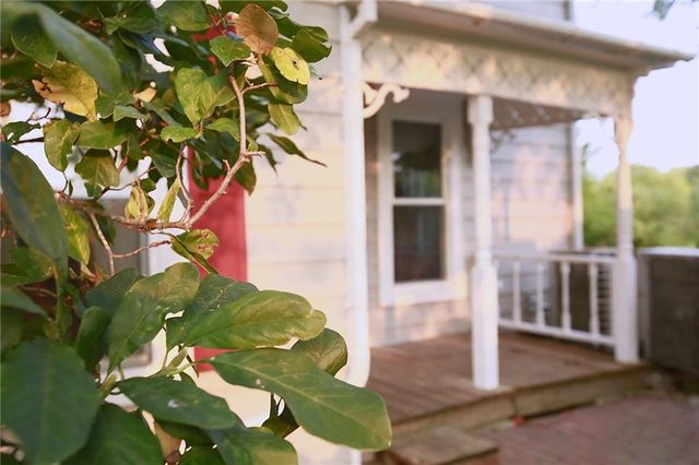 16210 E 203rd Street, Peculiar, MO 64078