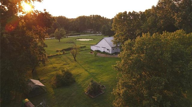 16210 E 203rd Street, Peculiar, MO 64078