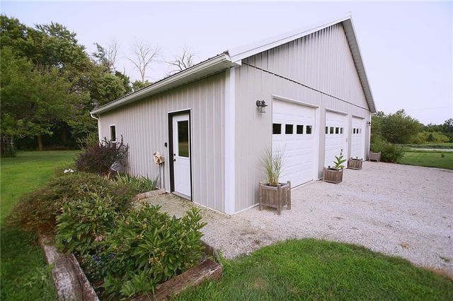16210 E 203rd Street, Peculiar, MO 64078