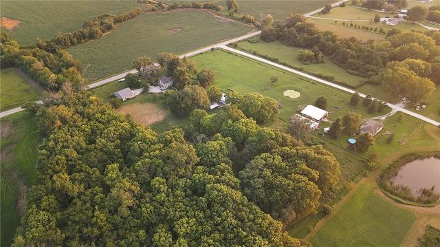 16210 E 203rd Street, Peculiar, MO 64078