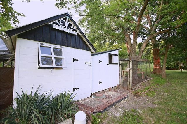 16210 E 203rd Street, Peculiar, MO 64078