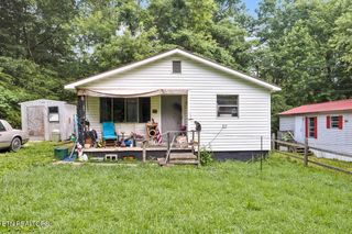 516 Sheldon Drive, Harriman, TN 37748