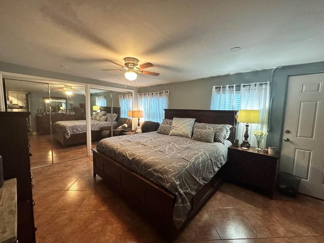 800 Ivory Lane, Haverhill, FL 33415