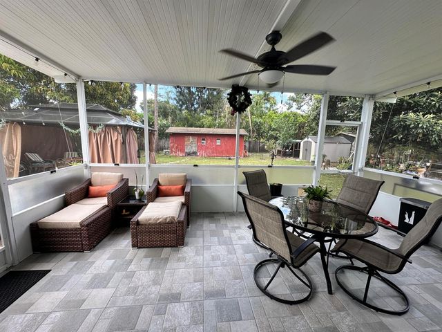800 Ivory Lane, Haverhill, FL 33415