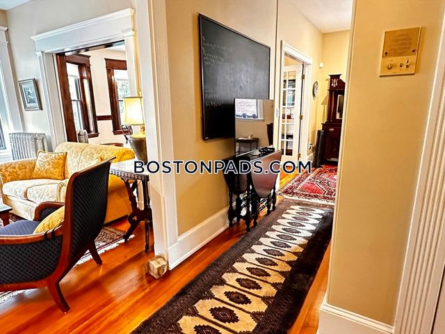 24 Beaufort Rd 3, Boston, MA 02130