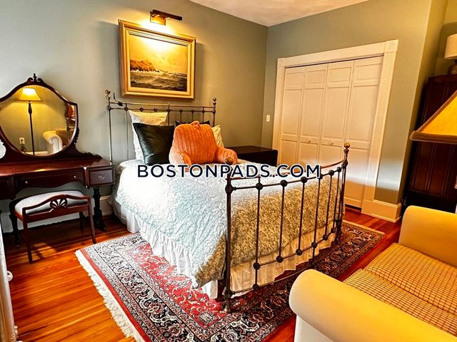24 Beaufort Rd 3, Boston, MA 02130