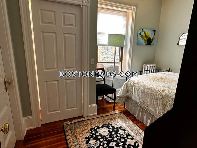 24 Beaufort Rd 3, Boston, MA 02130