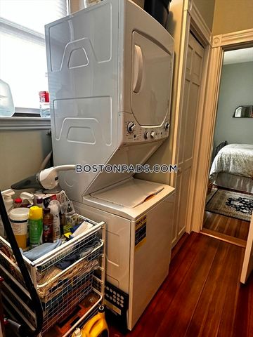 24 Beaufort Rd 3, Boston, MA 02130