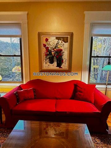 24 Beaufort Rd 3, Boston, MA 02130