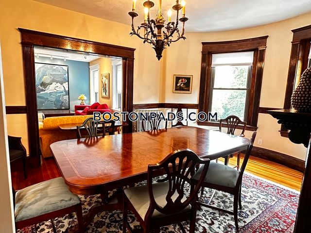 24 Beaufort Rd 3, Boston, MA 02130