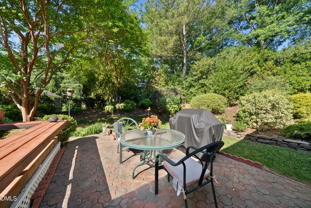 6600 Glen Forrest Drive, Chapel Hill, NC 27517