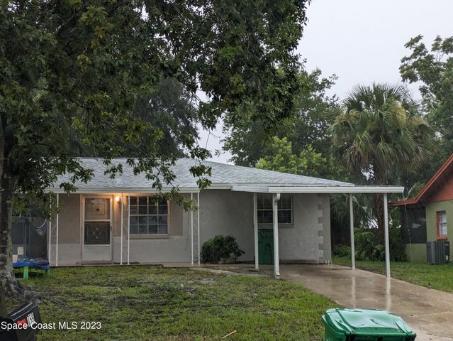 759 Lunar Lake Circle, Cocoa, FL 32926