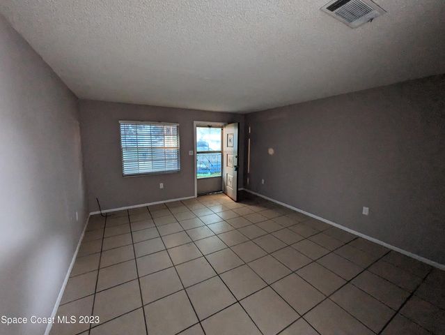 759 Lunar Lake Circle, Cocoa, FL 32926