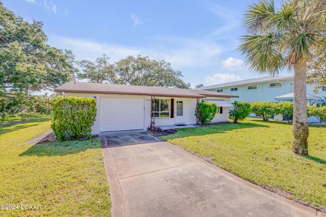 535 S Peninsula Avenue, New Smyrna Beach, FL 32169