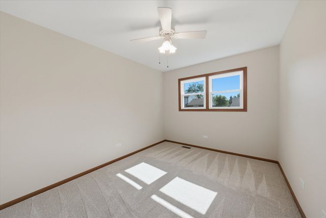 10S221 Suffield Drive, Downers Grove, IL 60516