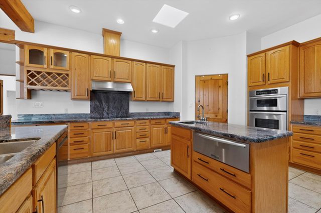 9705 Coneflower Drive NW, Albuquerque, NM 87114