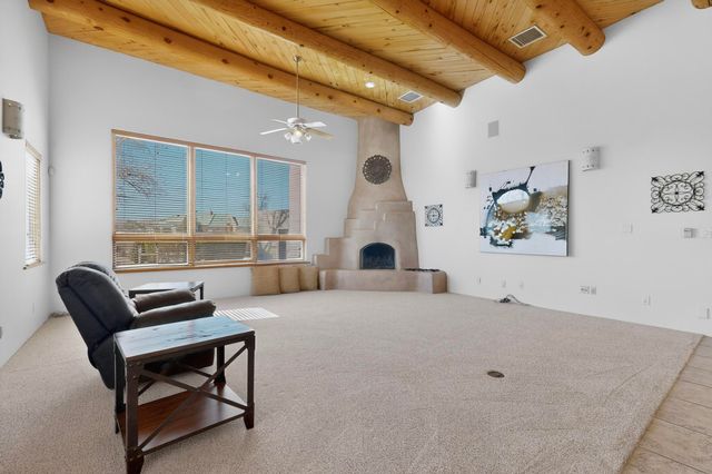 9705 Coneflower Drive NW, Albuquerque, NM 87114