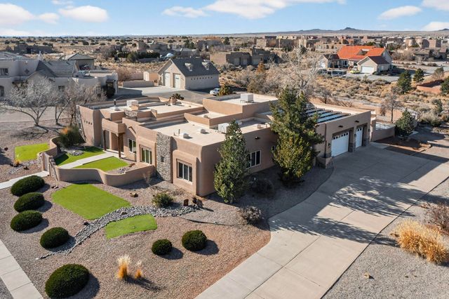 9705 Coneflower Drive NW, Albuquerque, NM 87114