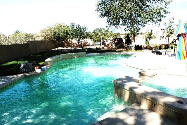 9705 Coneflower Drive NW, Albuquerque, NM 87114