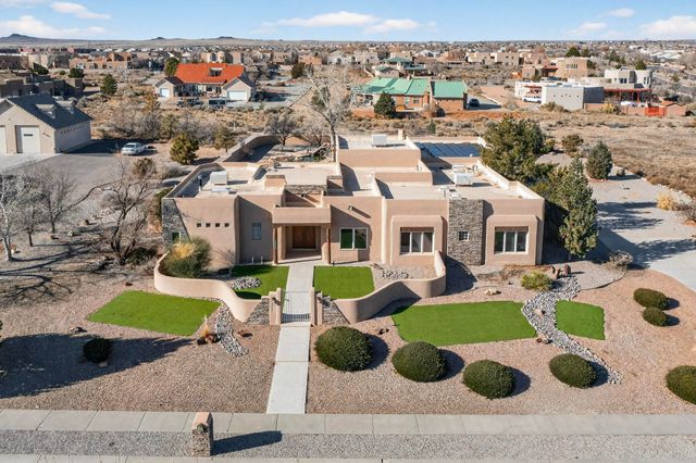 9705 Coneflower Drive NW, Albuquerque, NM 87114