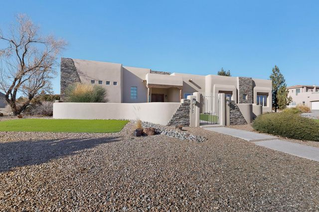 9705 Coneflower Drive NW, Albuquerque, NM 87114